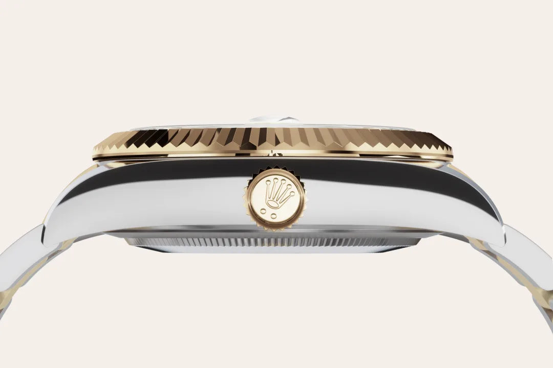 Rolex Sky-Dweller Oyster, 42 mm, Oystersteel and yellow gold M336933-0001