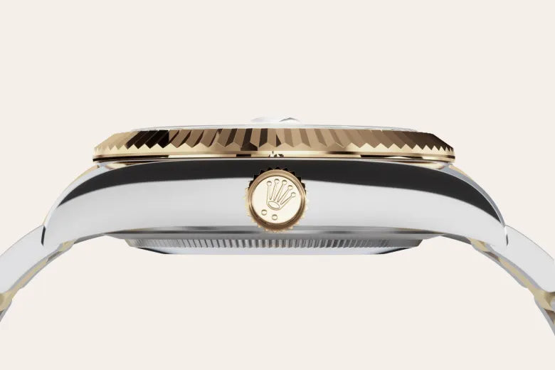 Rolex Sky-Dweller Oyster, 42 mm, Oystersteel and yellow gold M336933-0001