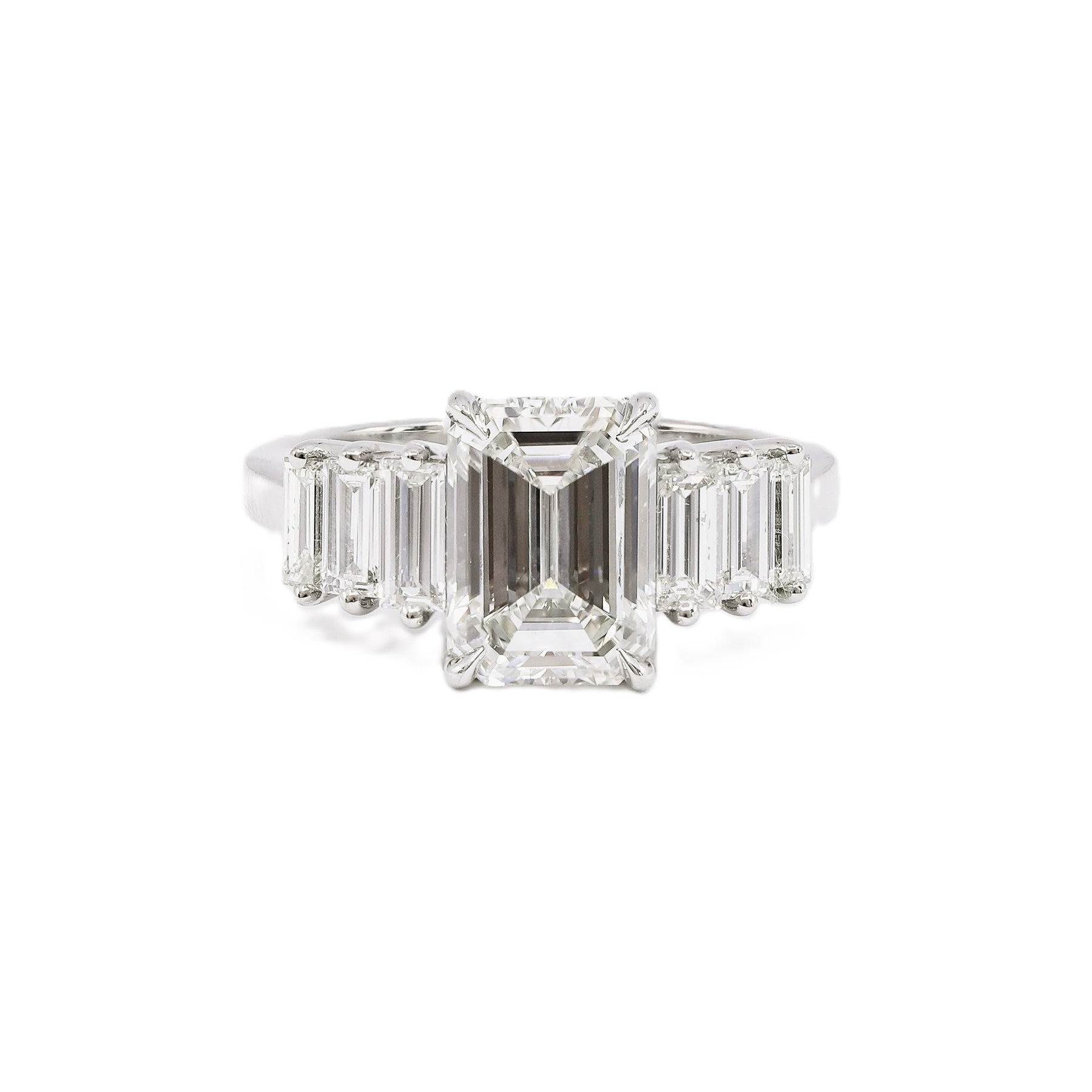 PLATINUM 3.04CT EMERALD-CUT DIAMOND ENGAGEMENT RING WITH BAGUETTE SIDE DIAMONDS