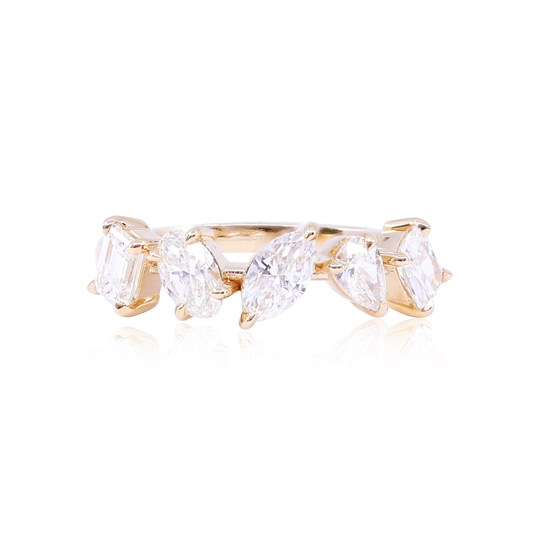 18K YELLOW GOLD 5-STONE MIXED CUT DIAMOND BAND 1.45CTW