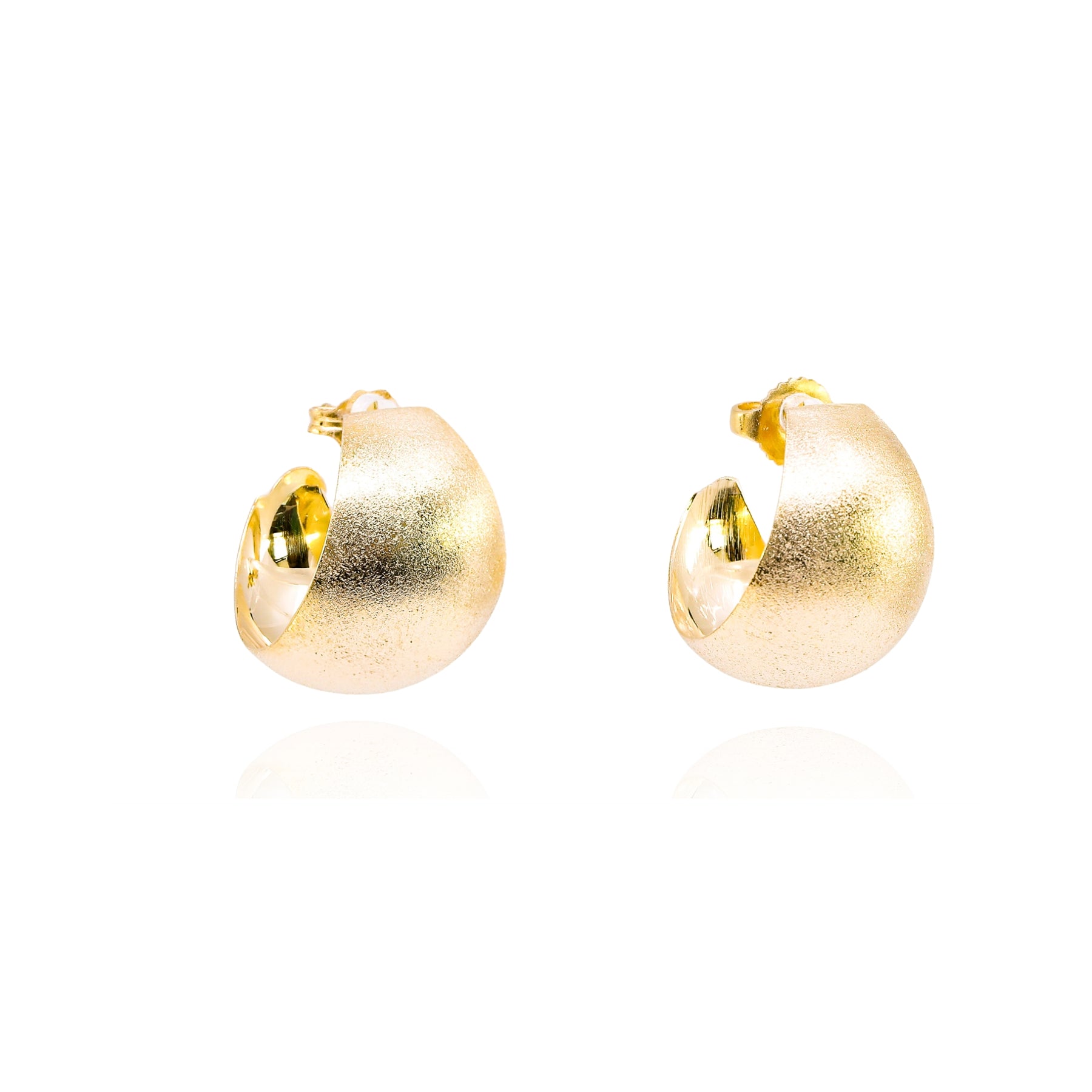 14K YELLOW GOLD TAPERED SAND TEXTURE HOOP EARRINGS  220-02411