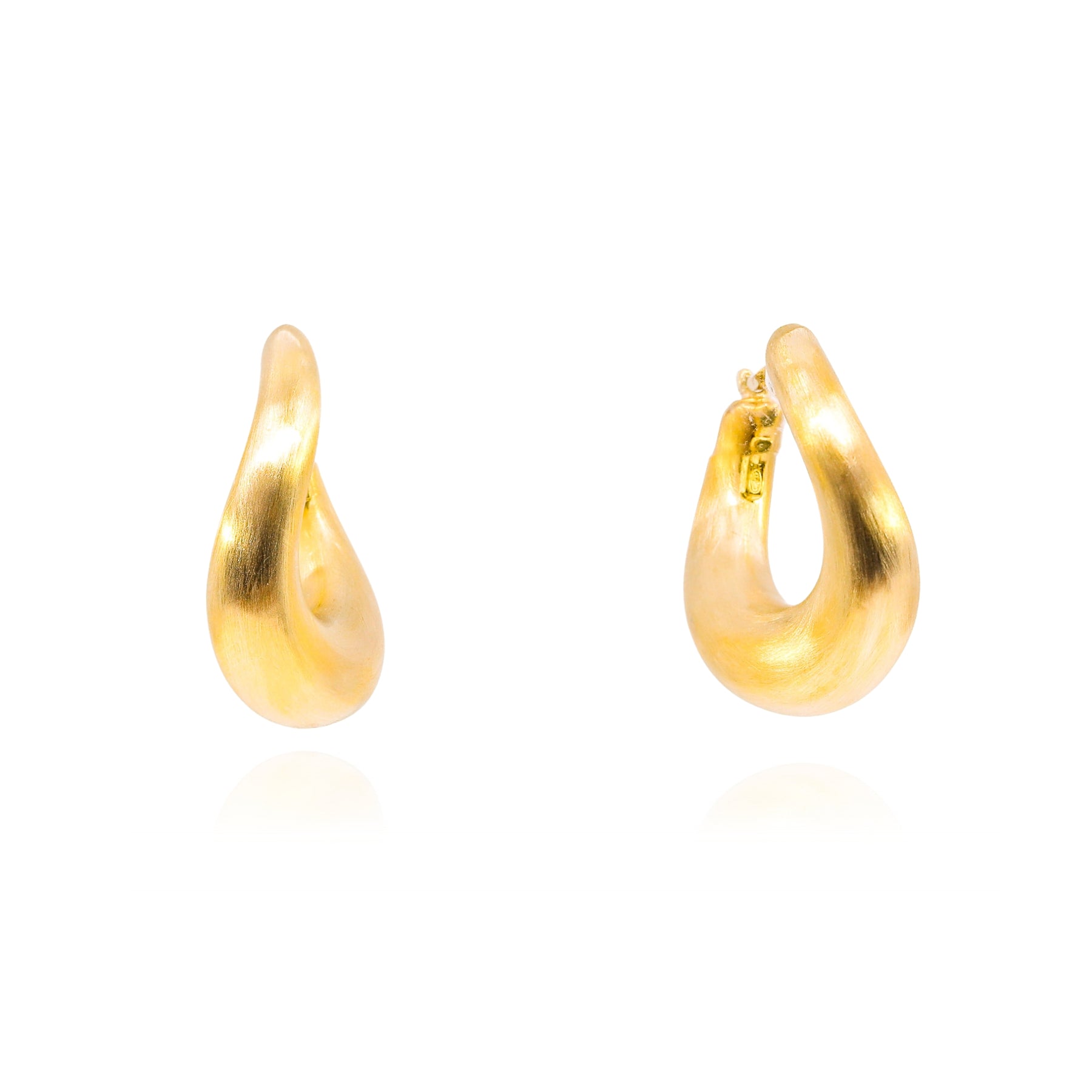 ESTATE 18K YELLOW GOLD SATIN TWISTED HOOP EARRINGS  220-02413