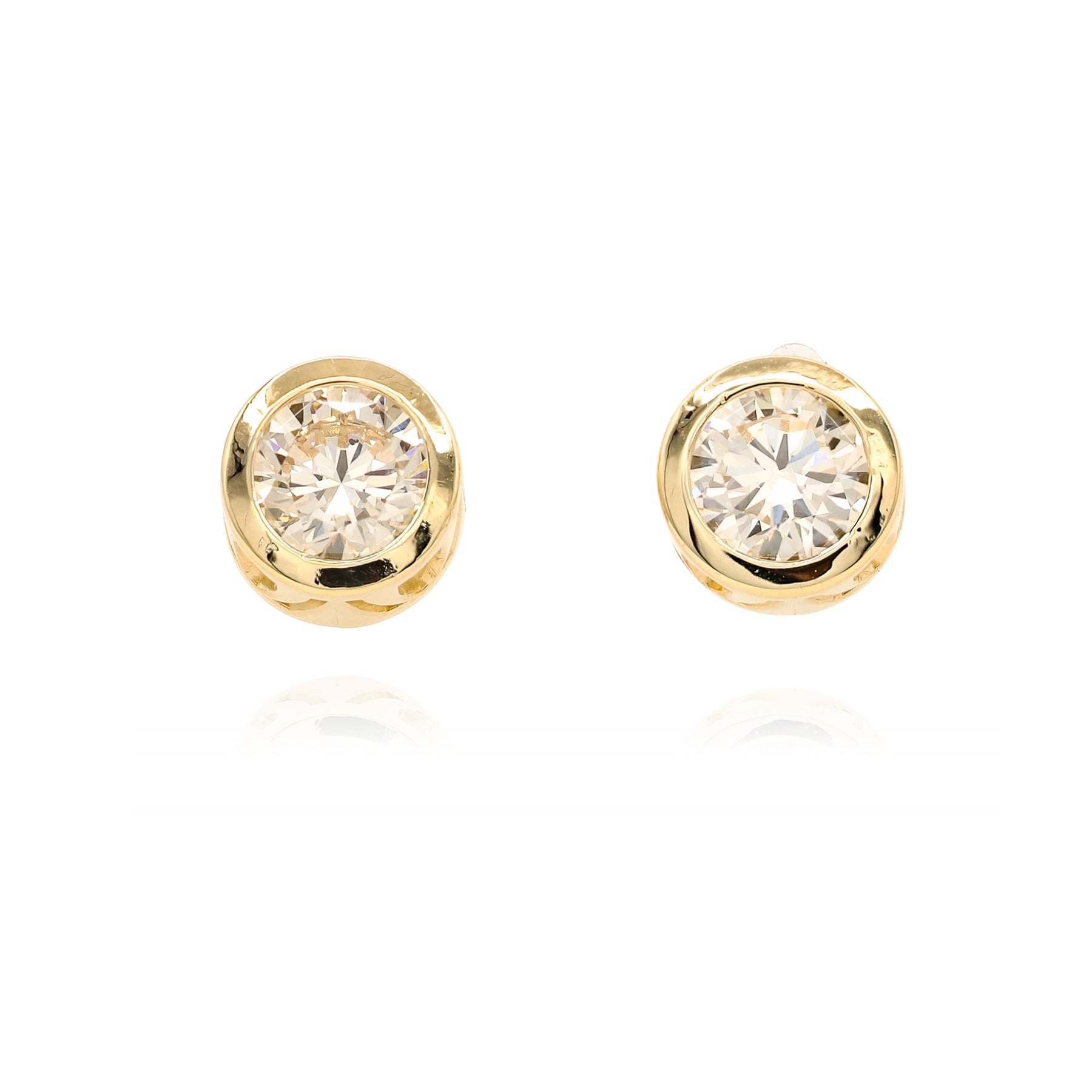 ESTATE 14K YELLOW GOLD BEZEL SET DIAMOND STUD EARRINGS