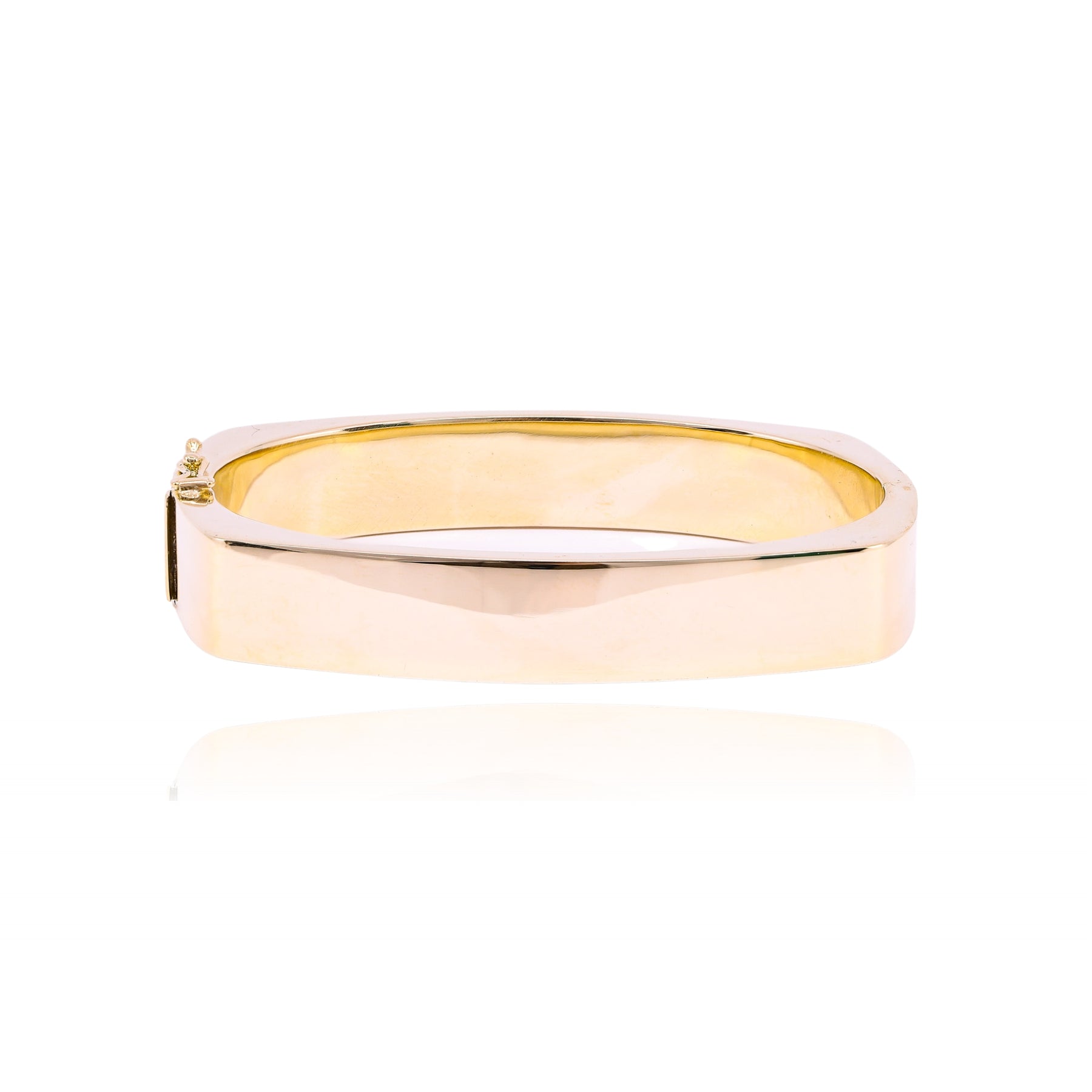ESTATE 14K YELLOW GOLD THICK HOLLOW HINGED BANGLE