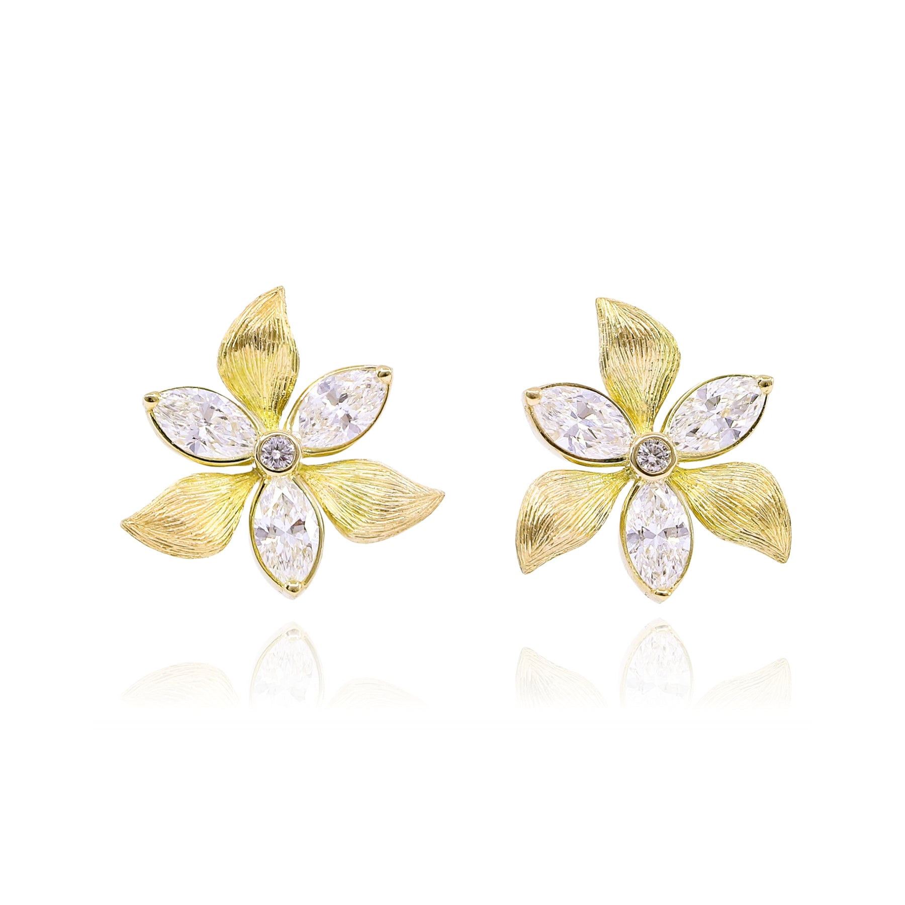 MARK PATTERSON 18K YELLOW GOLD DIAMOND "GARDEN" EARRINGS - 0.66CTW  229-06266