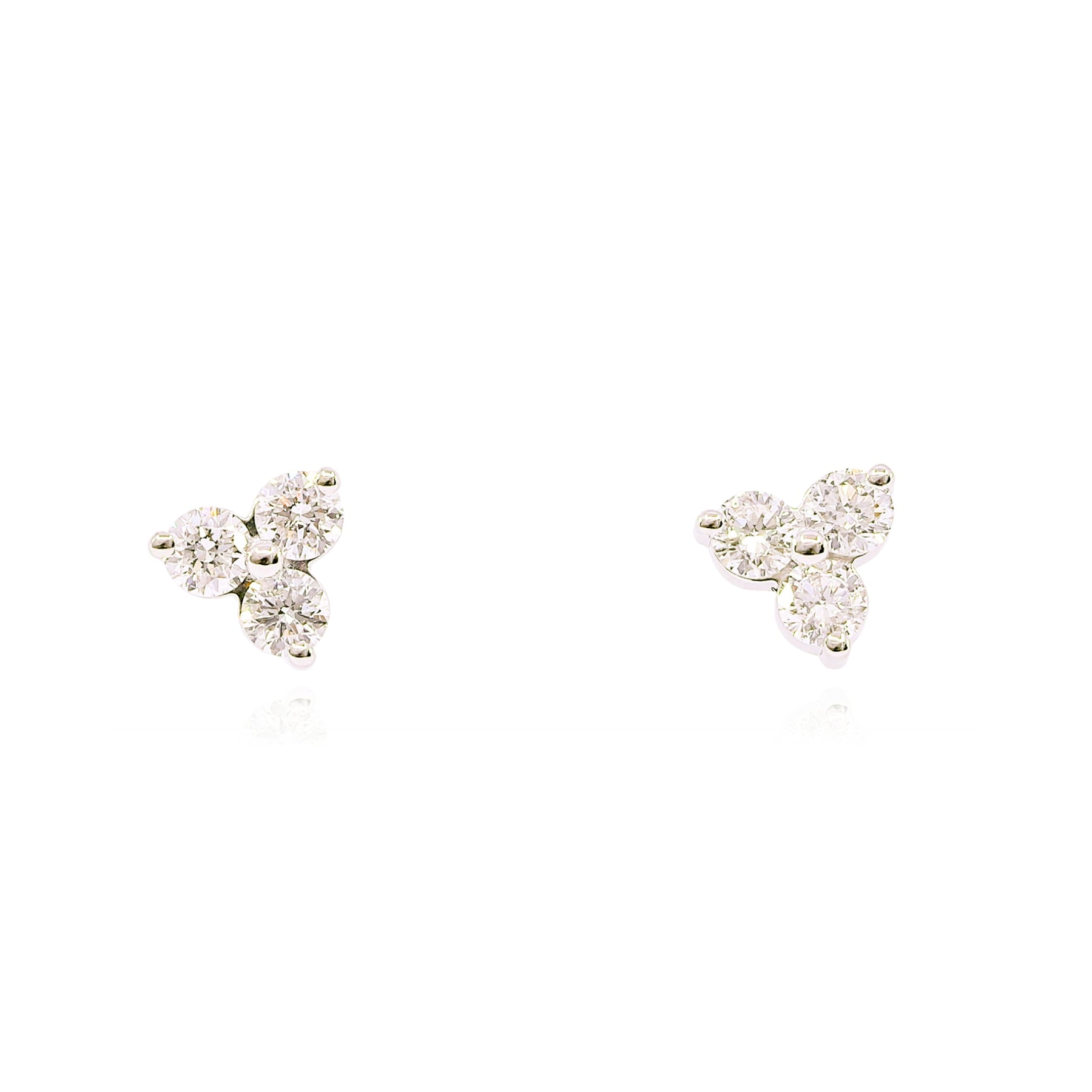 14K WHITE GOLD DIAMOND CLUSTER STUD EARRINGS 0.40CTW