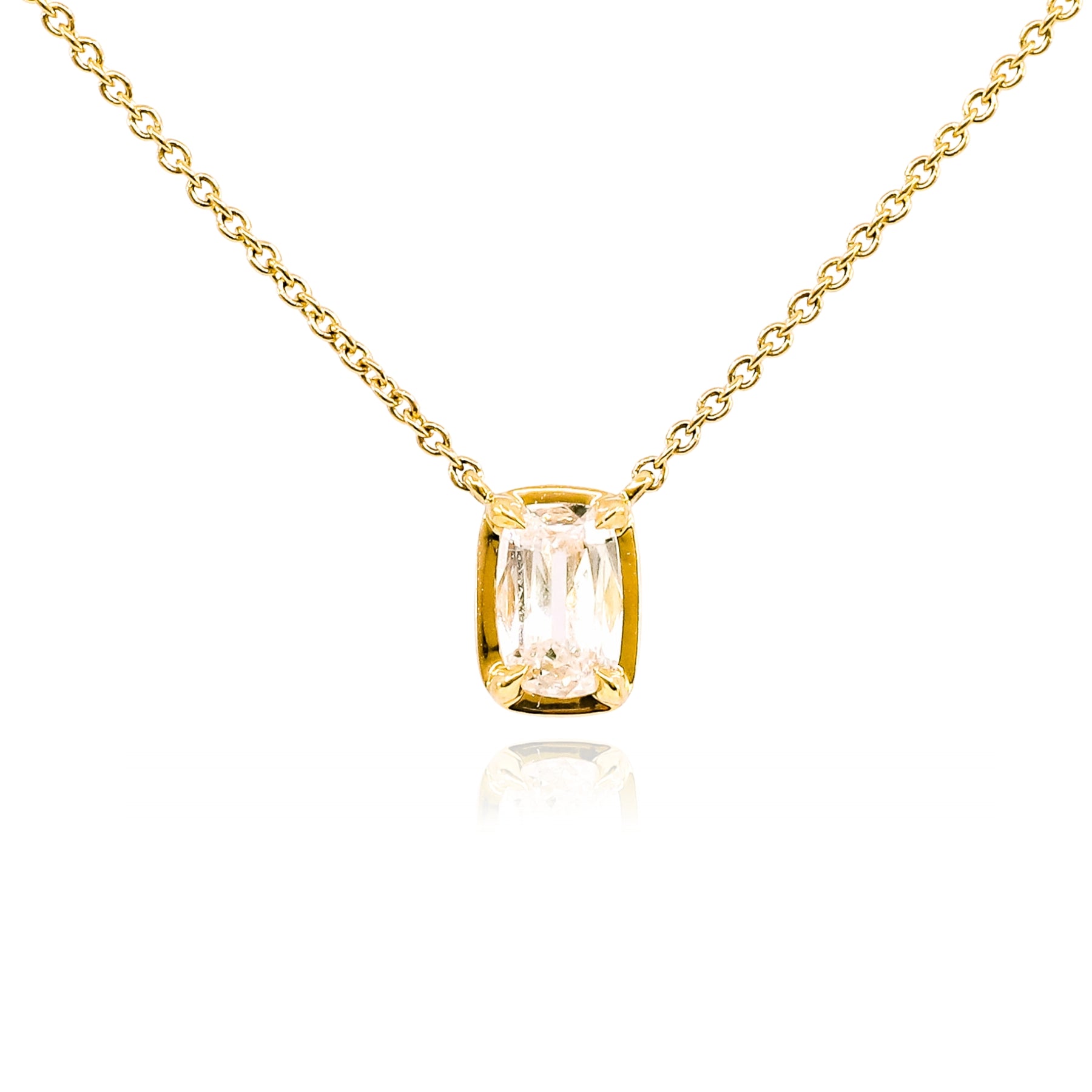 18K YELLOW GOLD 0.29CT CUSHION DIAMOND SOLITAIRE PENDANT NECKLACE