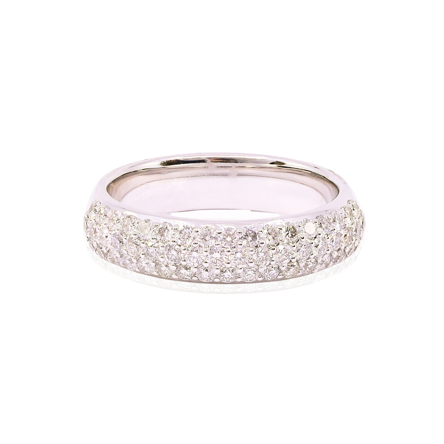 14K WHITE GOLD PAVE DIAMOND BAND - 0.85CTW