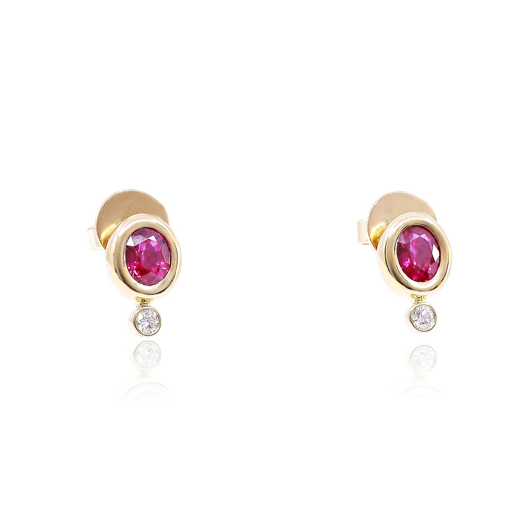 18K YELLOW GOLD BEZEL SET RUBY AND DIAMOND DROP