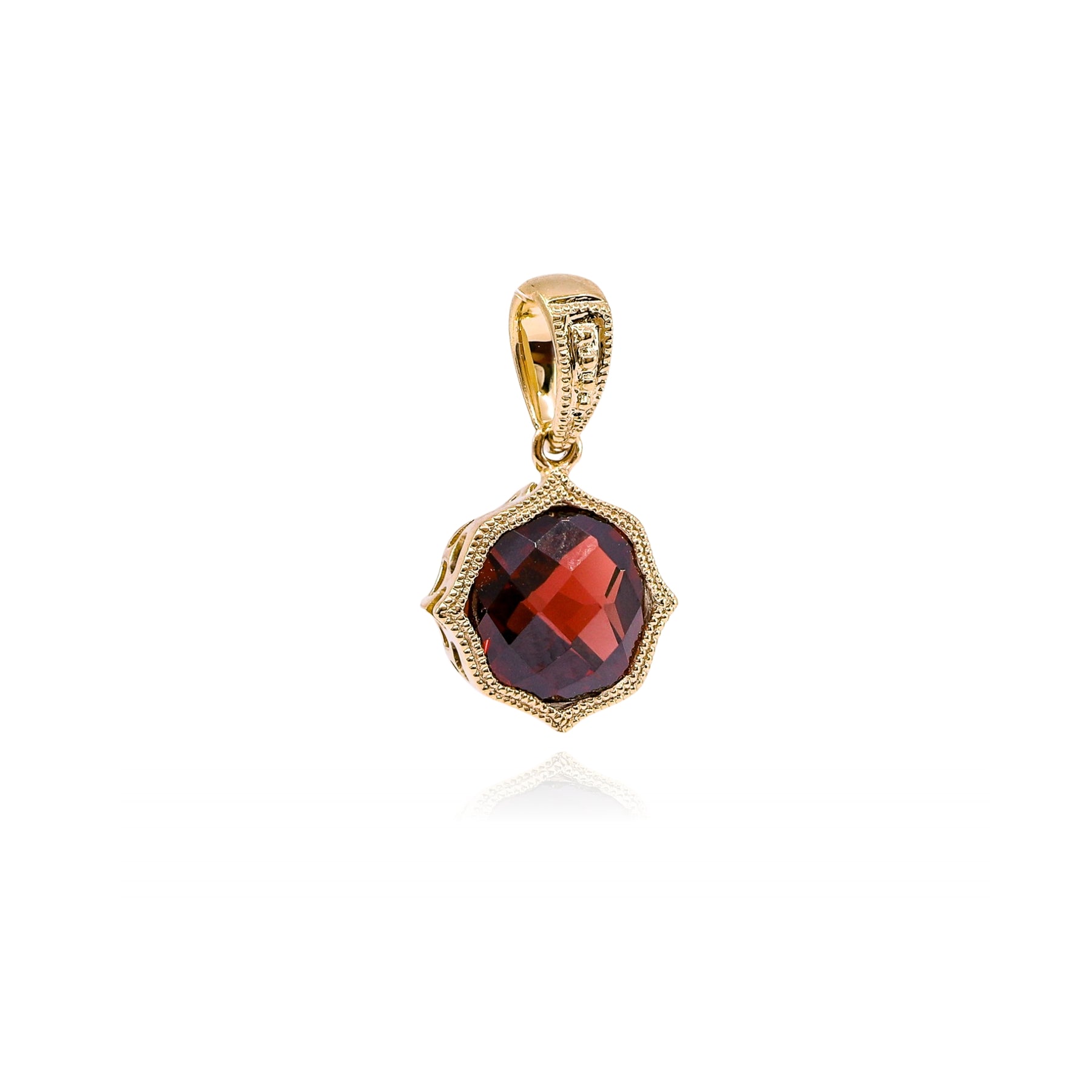 14K YELLOW GOLD GARNET PENDANT  246-03984