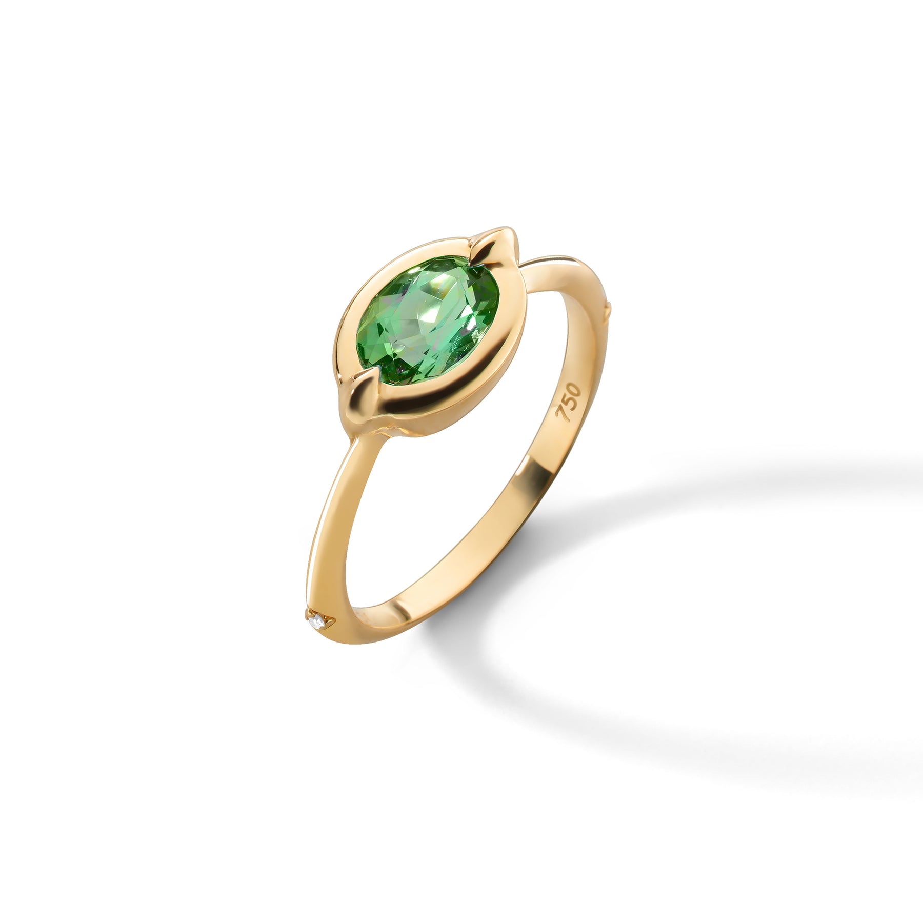 MONICA RICH KOSANN 18K YELLOW GOLD GREEN TOURMALINE COCKTAIL RING WITH DIAMOND ACCENT