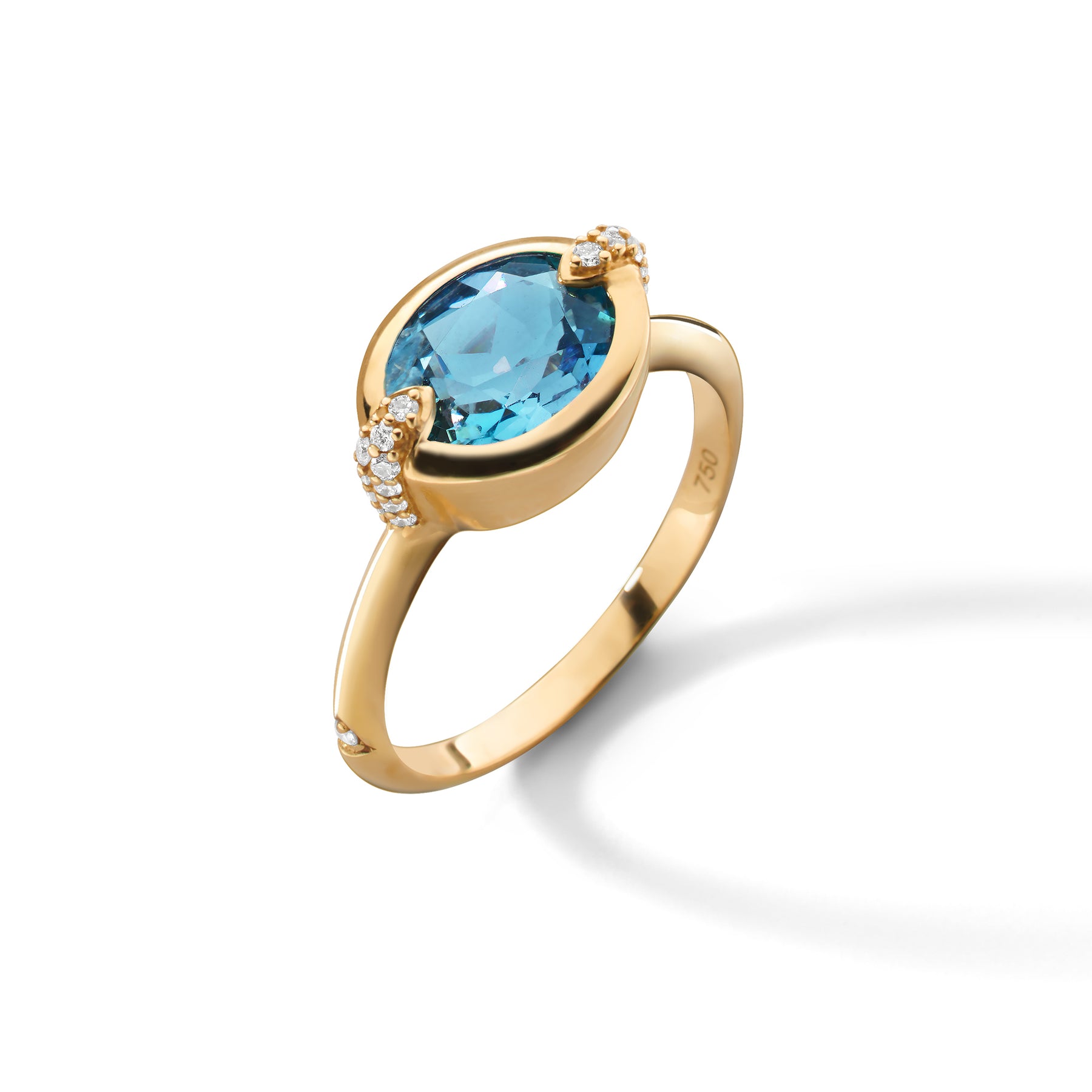 MONICA RICH KOSANN 18K YELLOW GOLD LONDON BLUE TOPAZ AND DIAMOND COCKTAIL RING
