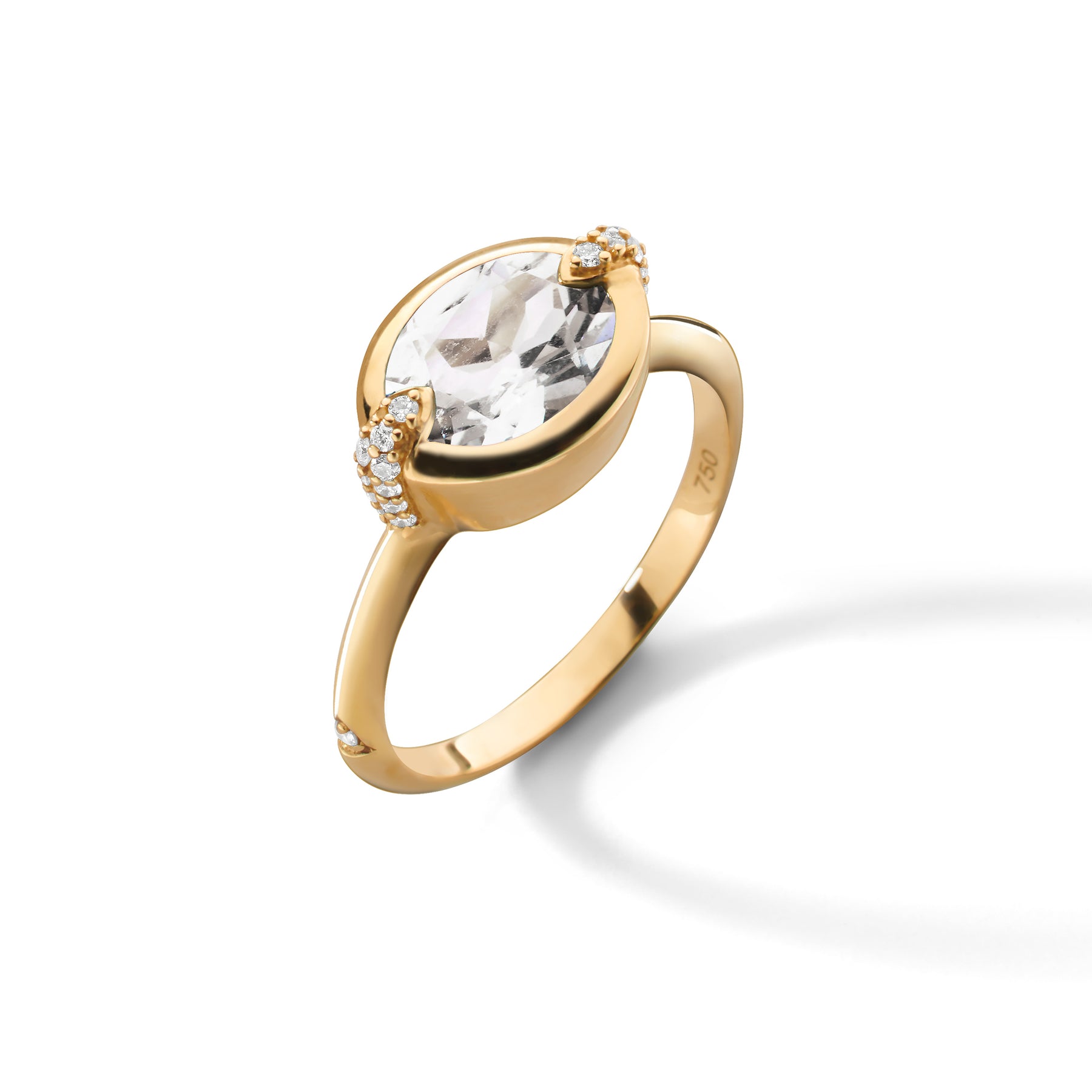 MONICA RICH KOSANN 18K YELLOW GOLD ROCK CRYSTAL AND DIAMOND COCKTAIL RING