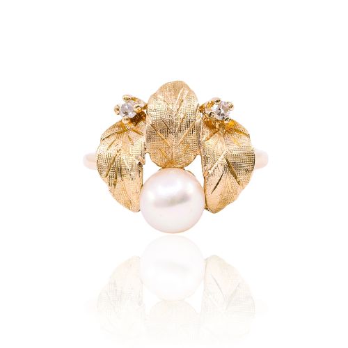 ESTATE 14K YELLOW GOLD PEARL RING WITH LEAVES AND DIAMONDS