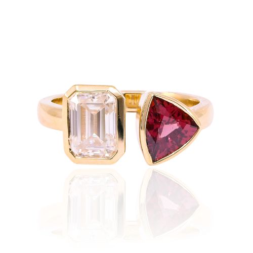 14K YELLOW GOLD MOISSANITE AND GARNET TOI ET MOI RING
