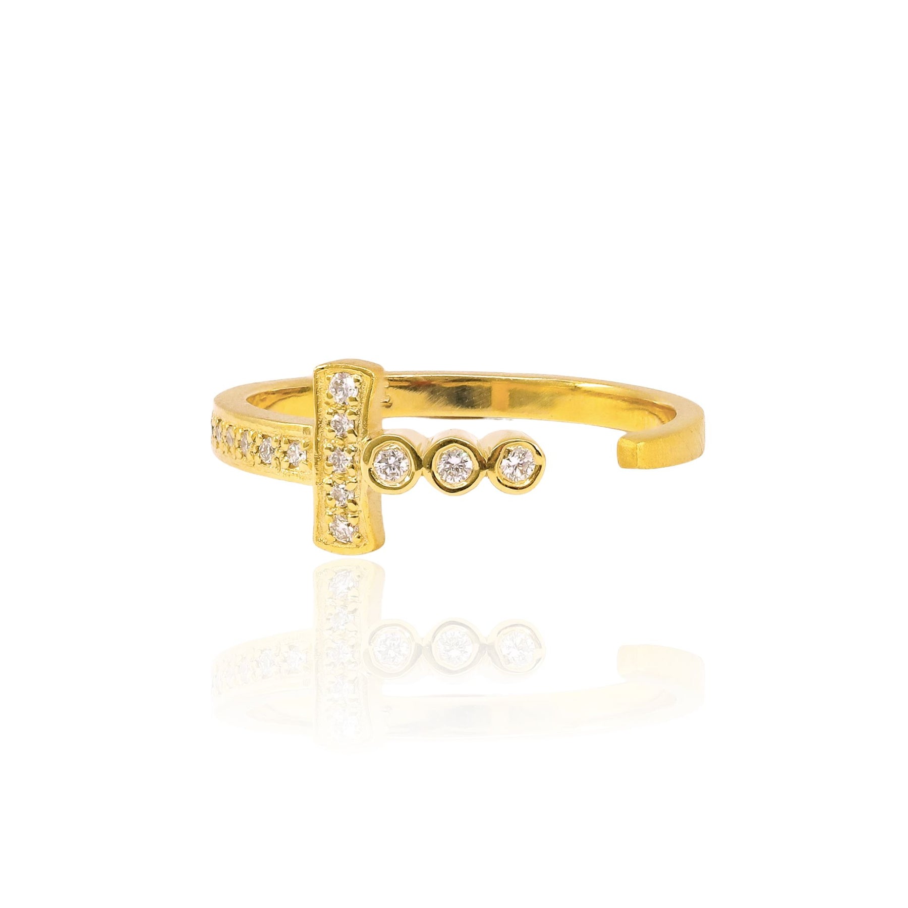 MARIKA 14K YELLOW GOLD OPEN TOP HORIZONTAL DIAMOND CROSS RING 9409