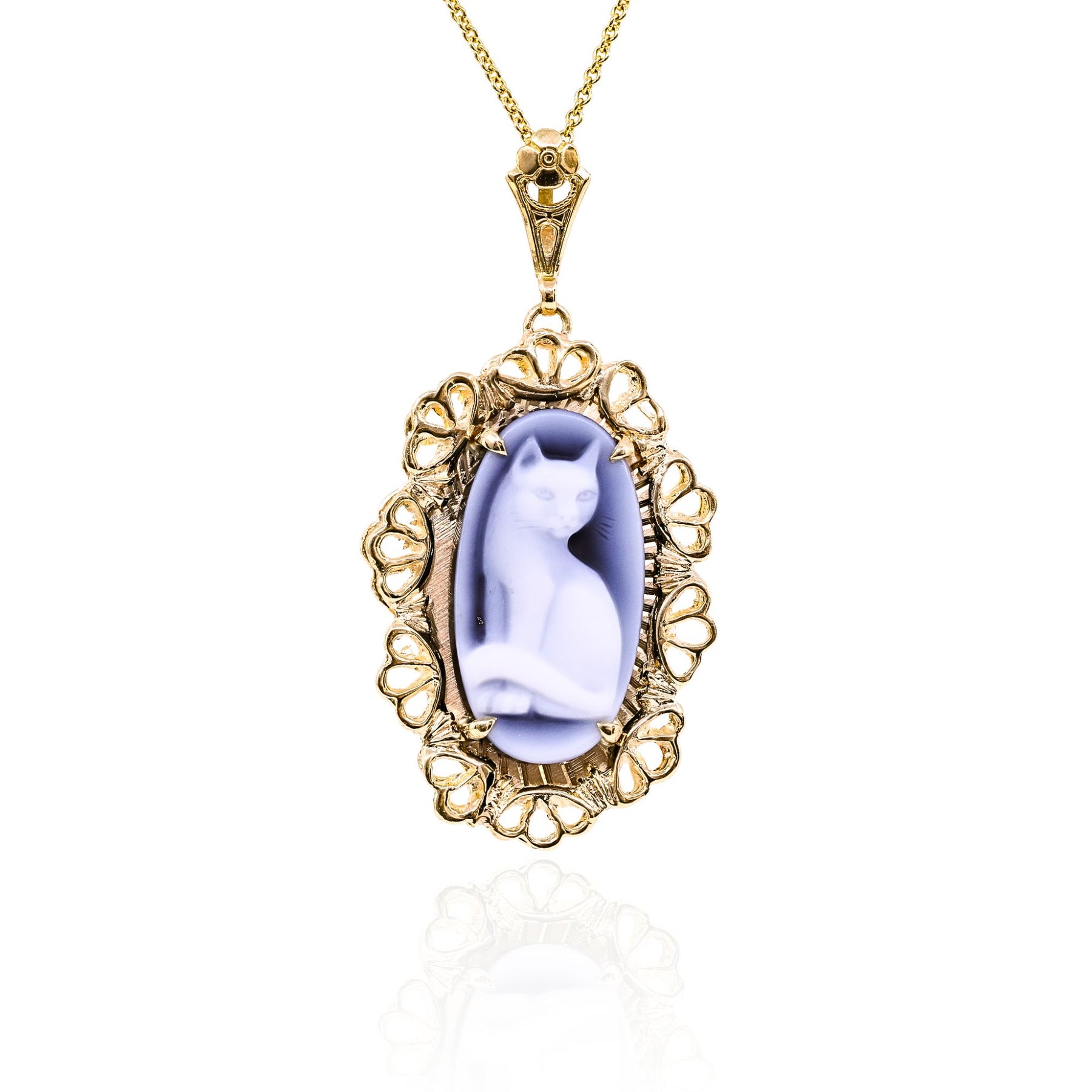 Estate Upcycled Cat Cameo Pendant Necklace in 14K Yellow Gold