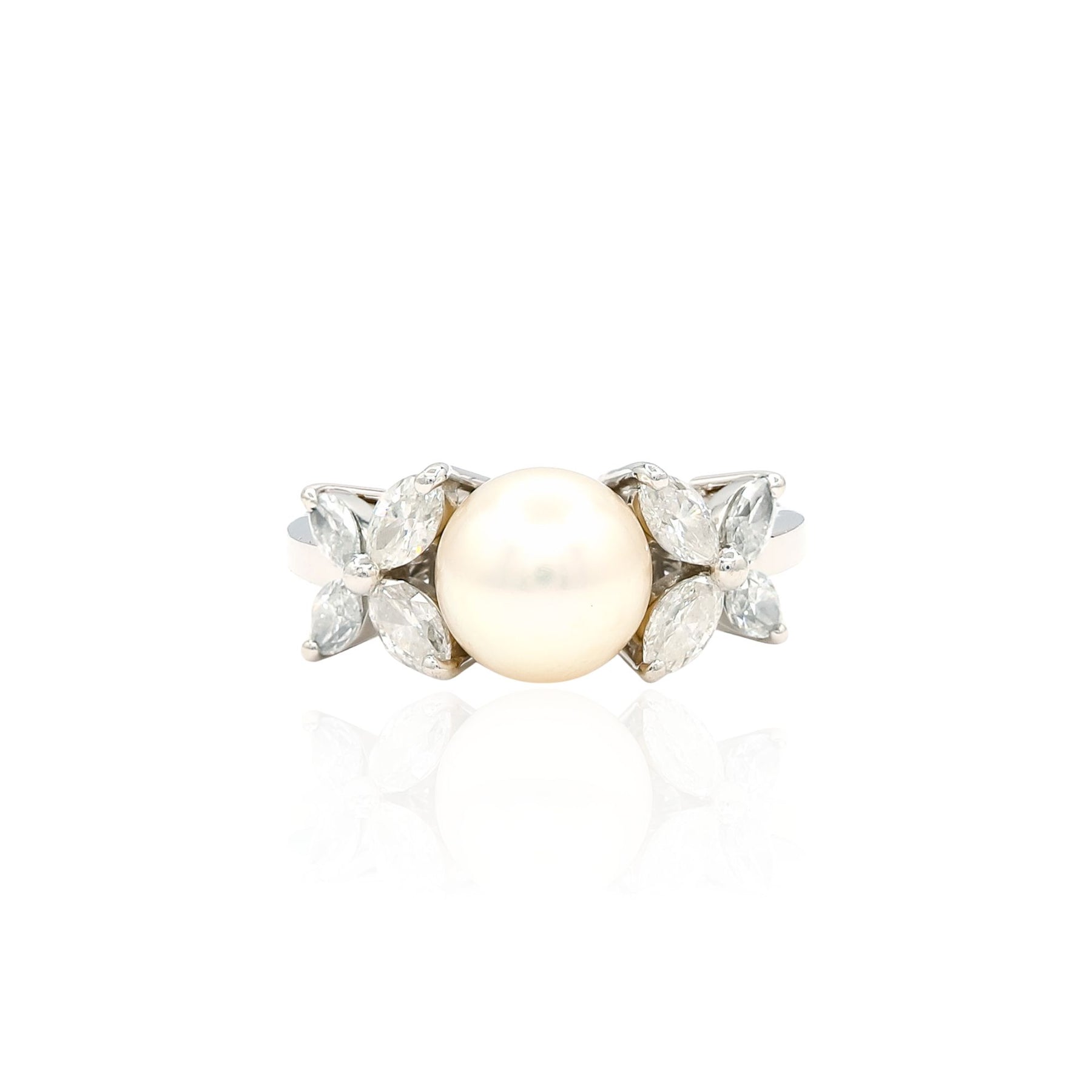 ESTATE TIFFANY AND CO VICTORIA FRESHWATER PEARL AND MARQUISE DIAMOND RING, RETIRED