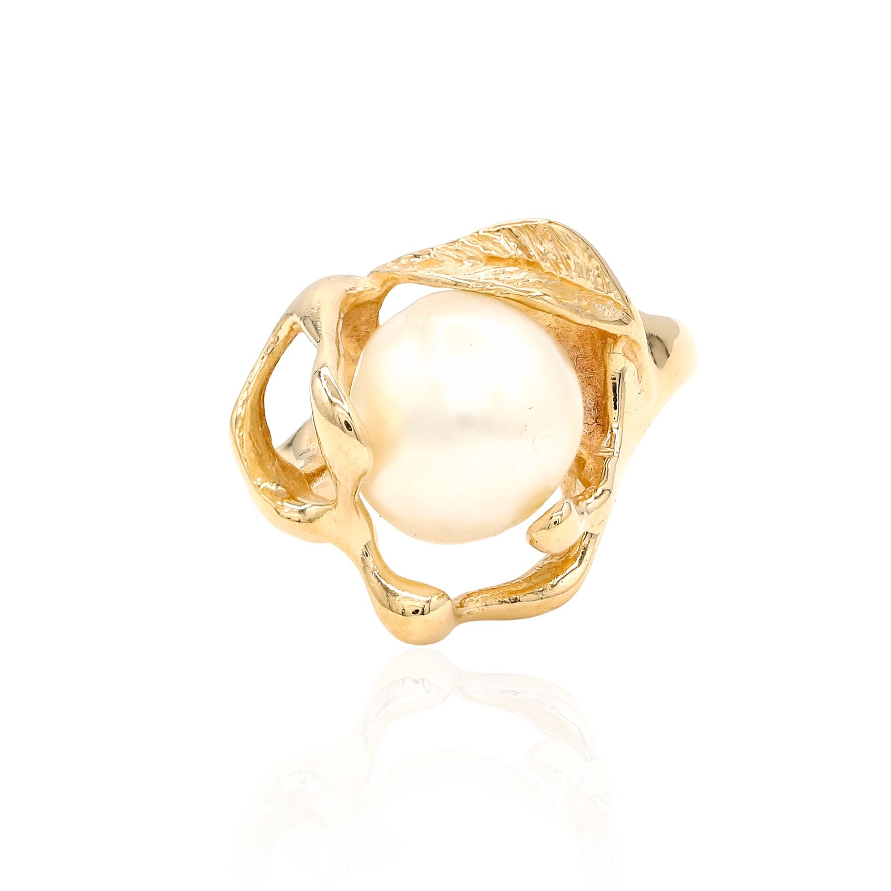 ESTATE 14K YELLOW GOLD ABSTRACT WHITE BAROQUE PEARL RING