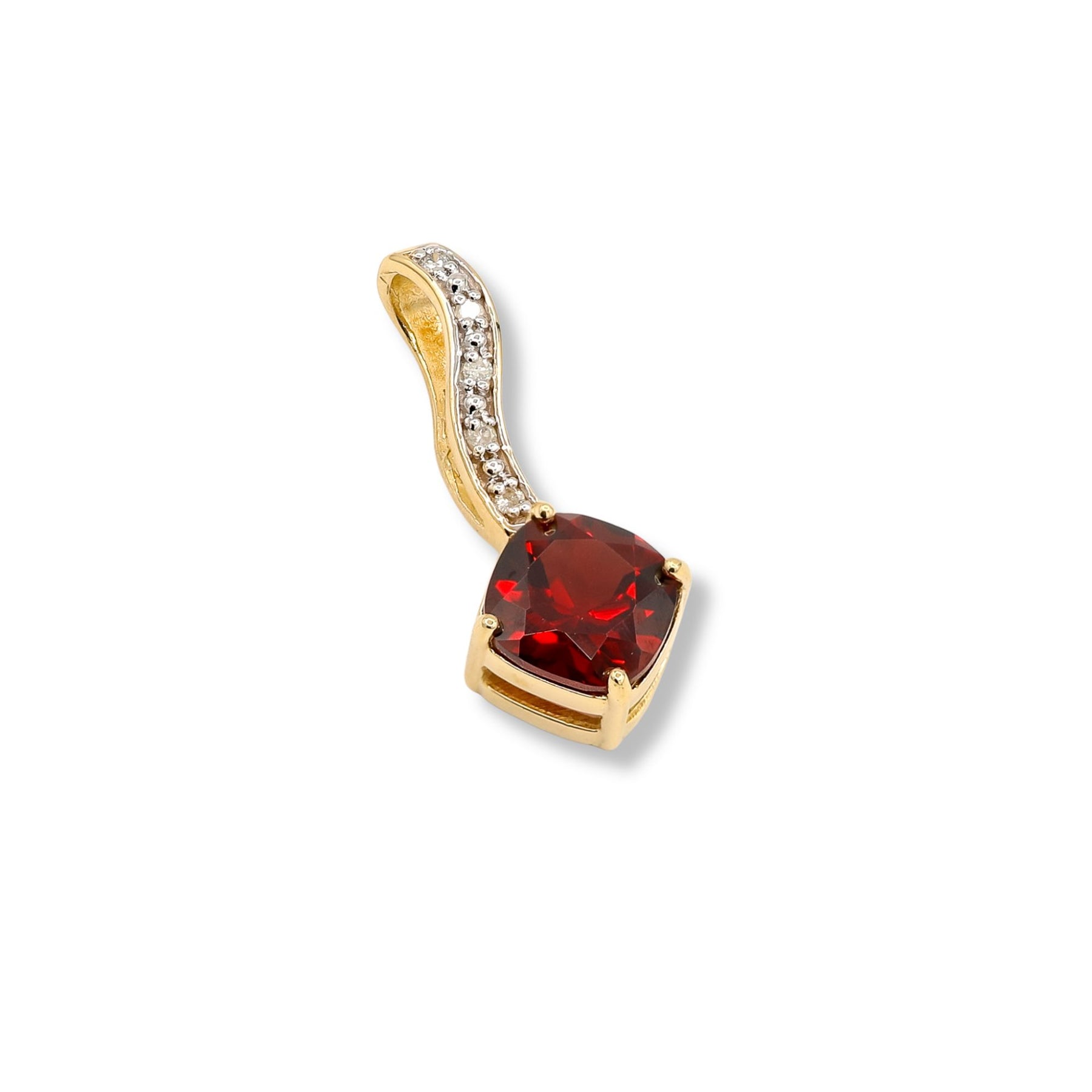 ESTATE 14K YELLOW GOLD PYROPE GARNET AND DIAMOND PENDANT