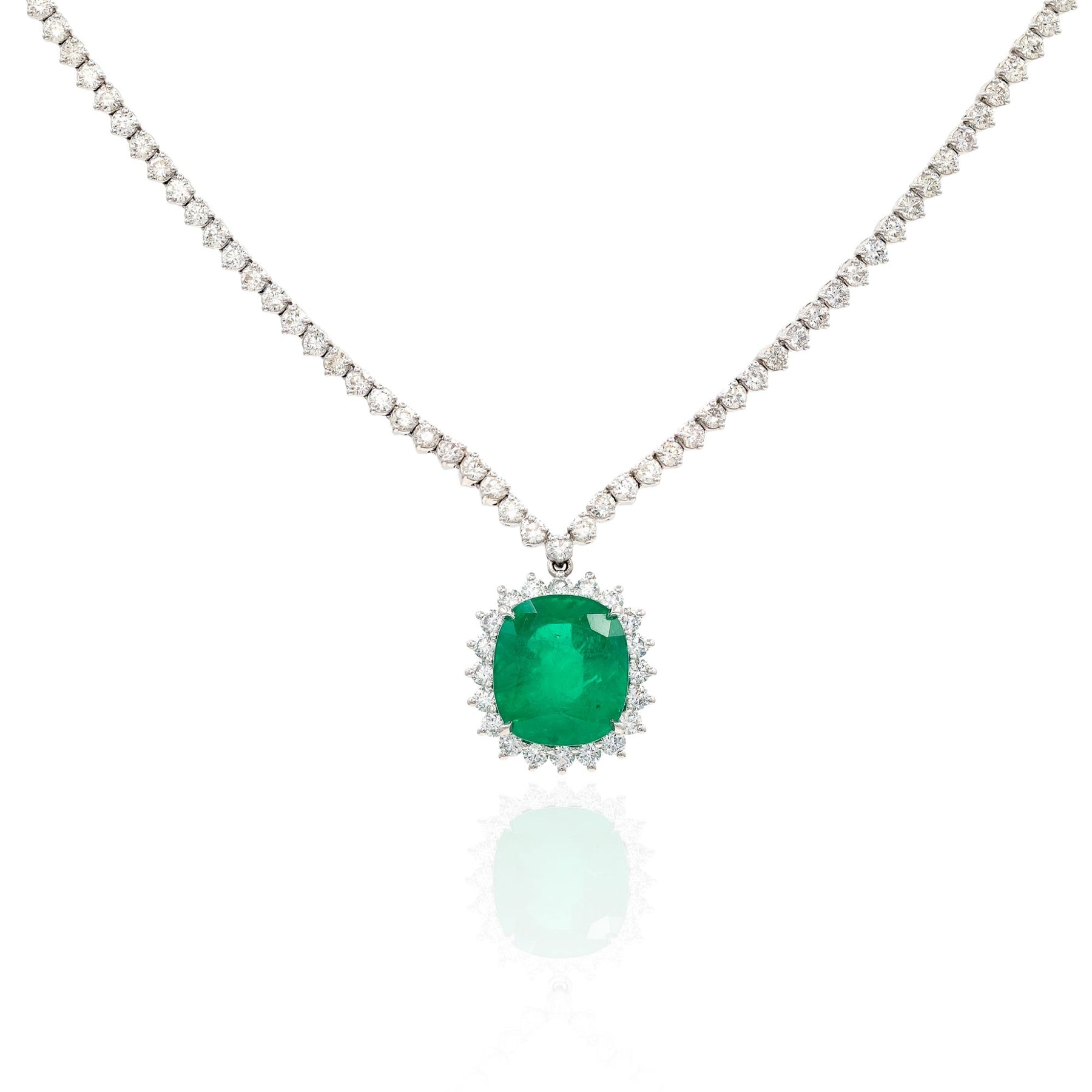18K WHITE GOLD EMERALD PENDANT AND DIAMOND STATEMENT NECKLACE EN55476