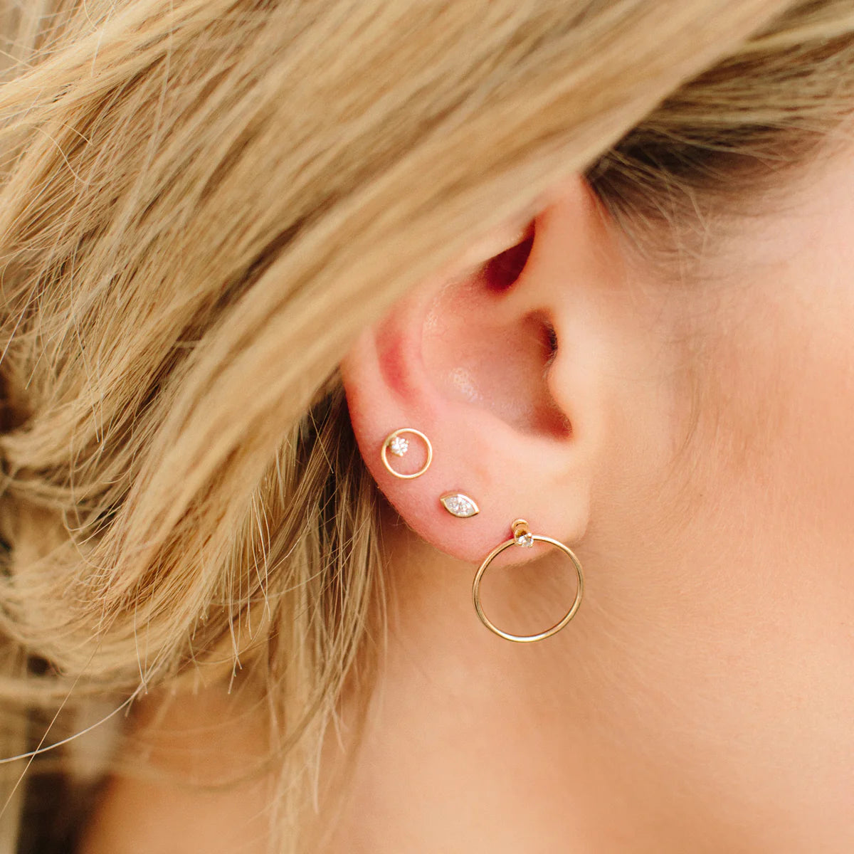 ZOE CHICCO 14K YELLOW GOLD SMALL CIRCLE AND DIAMOND STUD EARRINGS