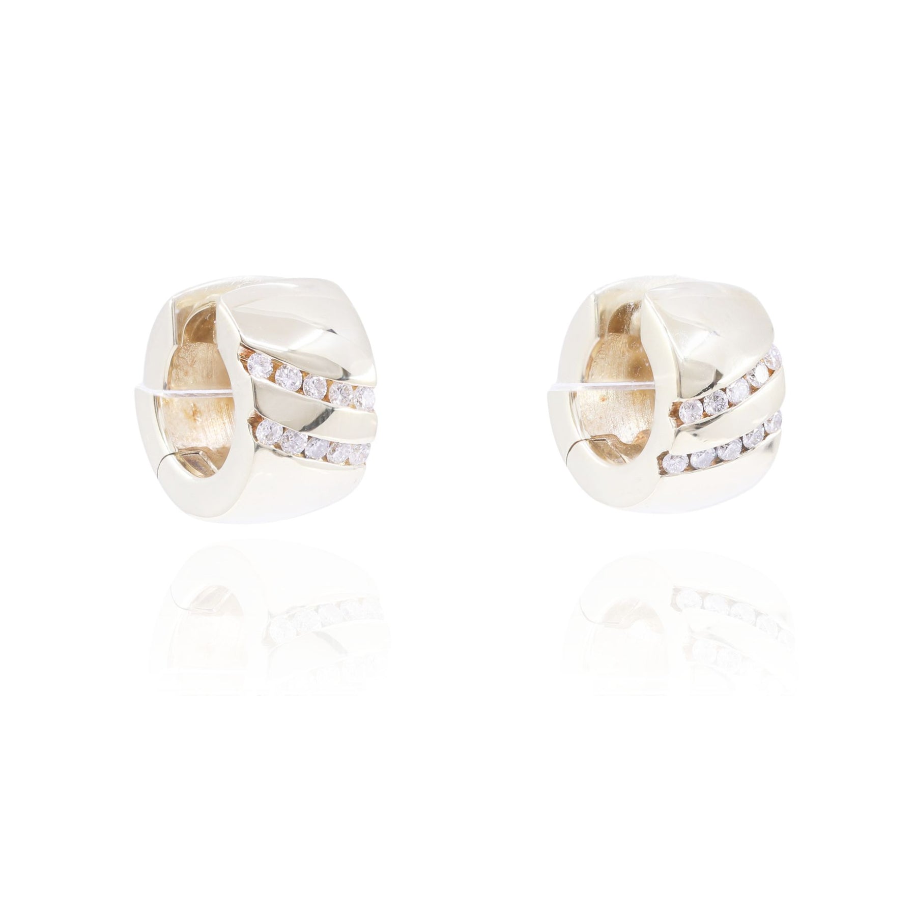 ESTATE 14K YELLOW GOLD DIAMOND HUGGIE HOOP EARRINGS - 0.40CTW