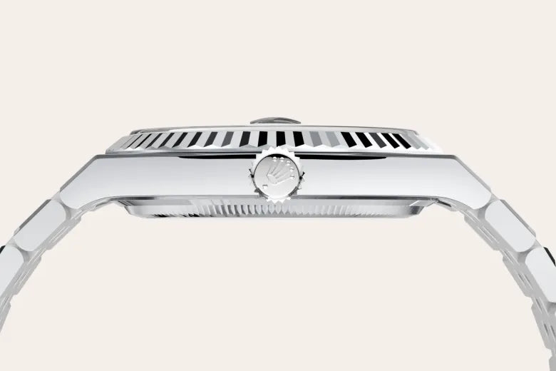 Rolex  Land-Dweller 40 Oyster, 40 mm, platinum M127336-0001